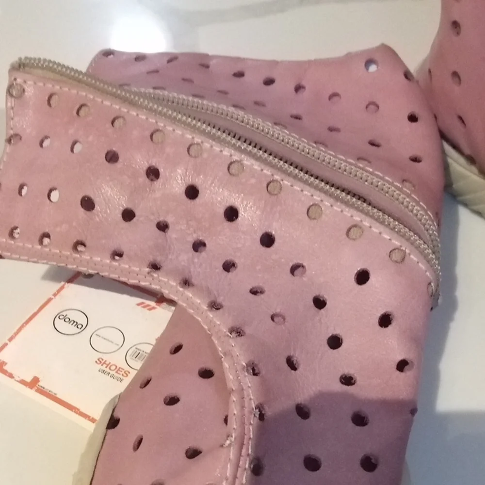 Pink Perforated Patagonia Leather Ankle Booties | Zipper Moto Comfort Flats Sz 6